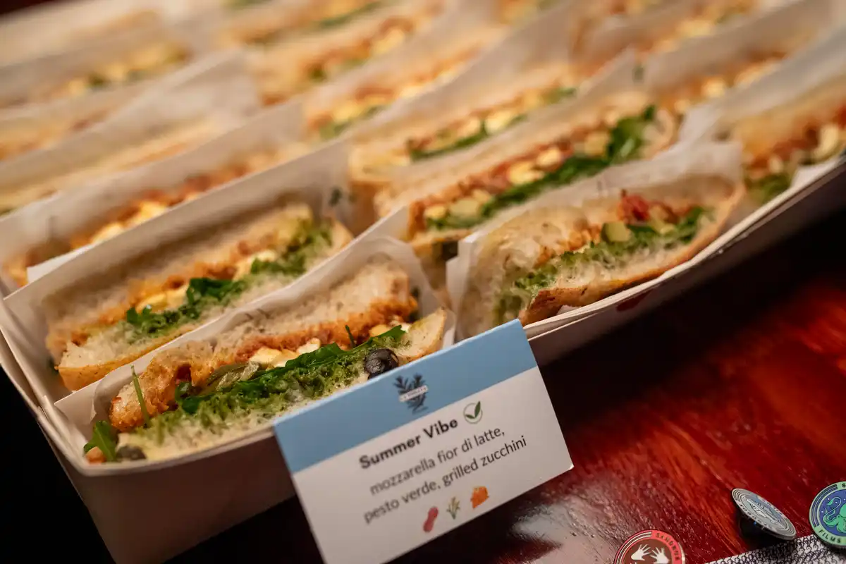 Costa Mediterranea ApS - Catering box