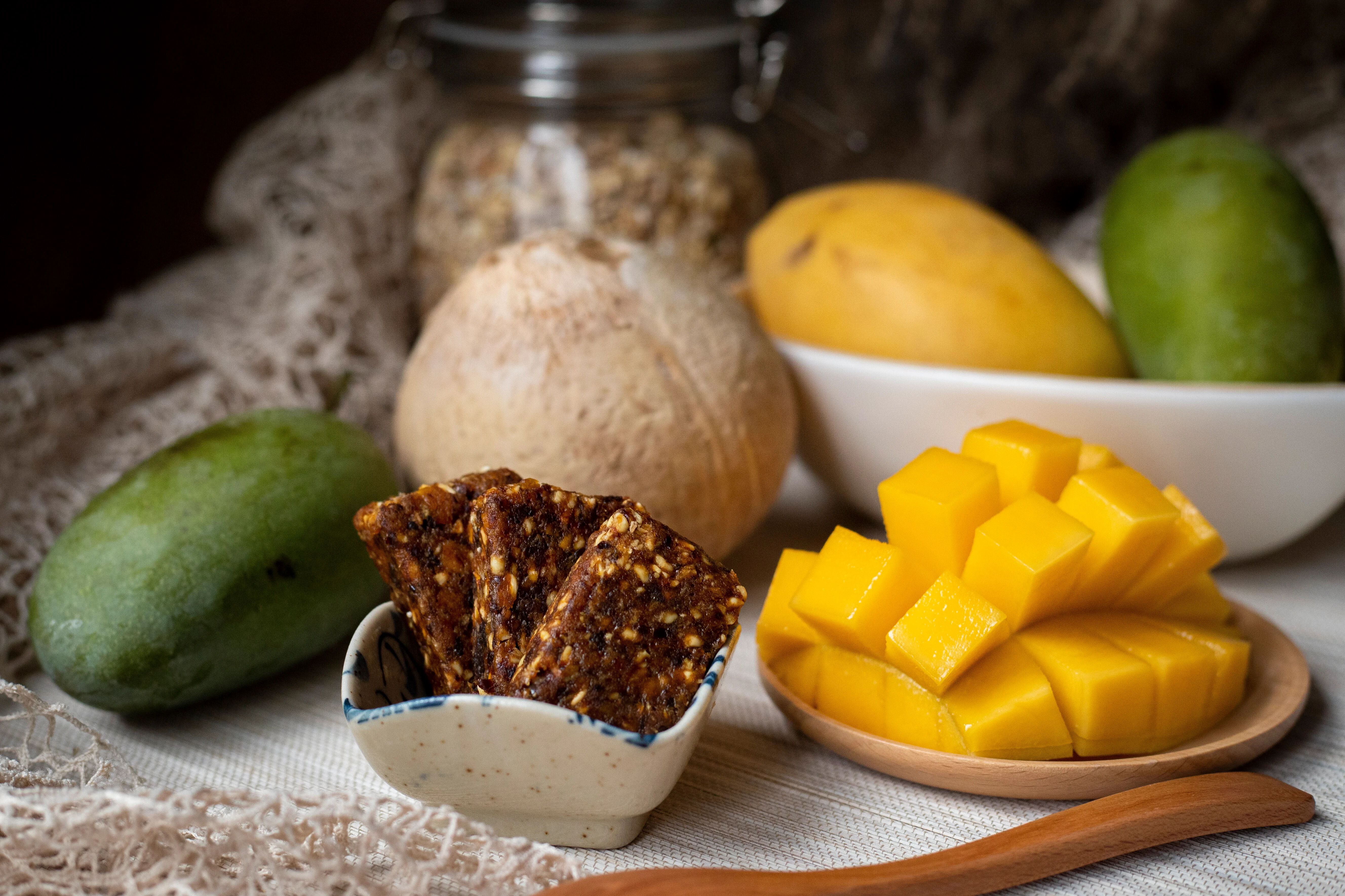 Healthy Snacking ApS - Leckas energibarer af lavet af tropiske frugter fra farmene i Vietnam.