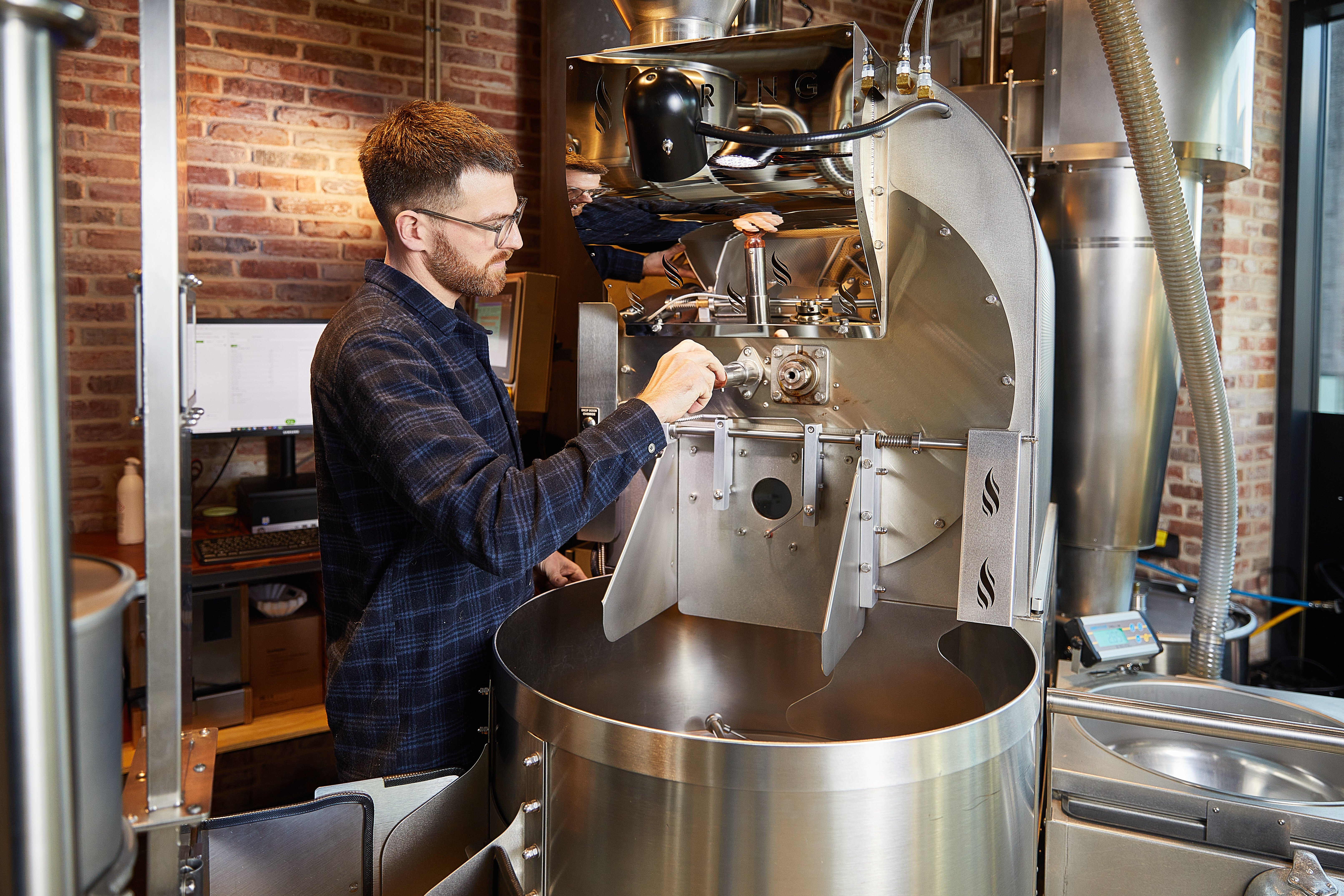 Europa Kaffe & Te A/S - Al kaffe ristes efter ordre, så din kaffe er altid frisk.