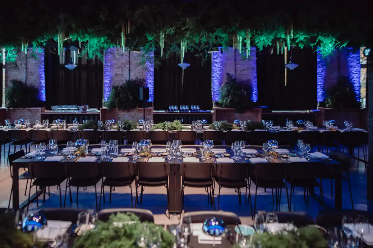 LUST.6 - Floral installations, table styling and decoration for corporate event
