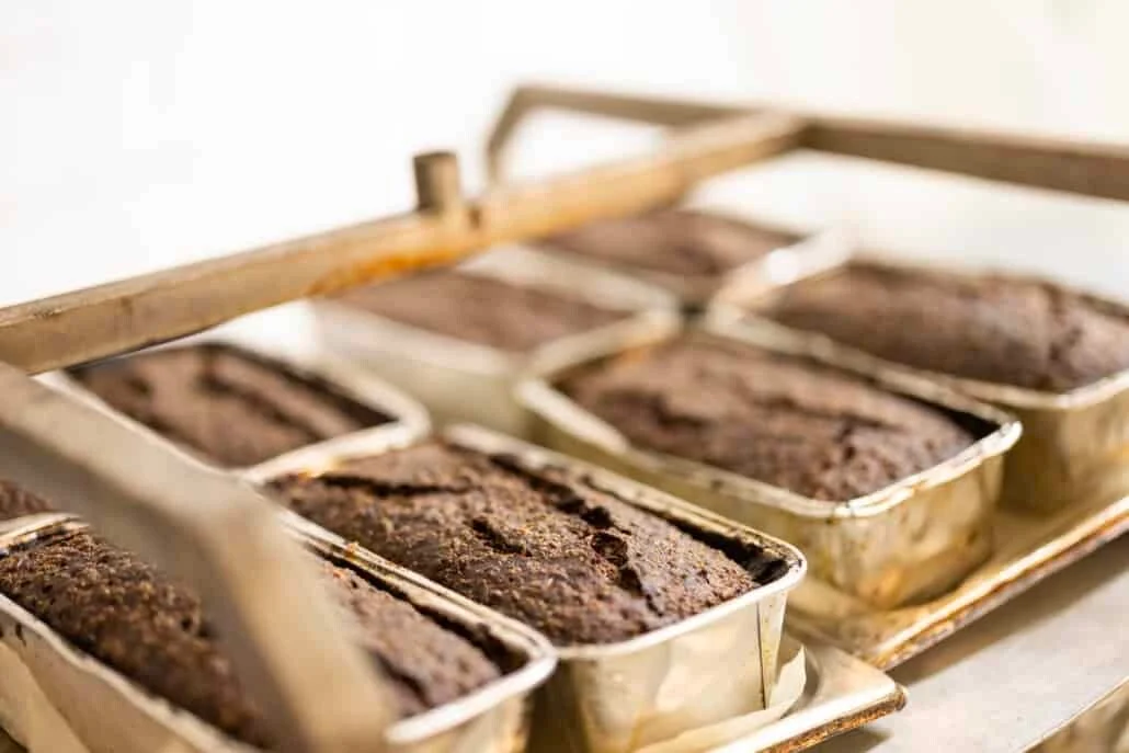 Loop Catering ApS - Hjemmebagt rugbrød hver dag med frokosten