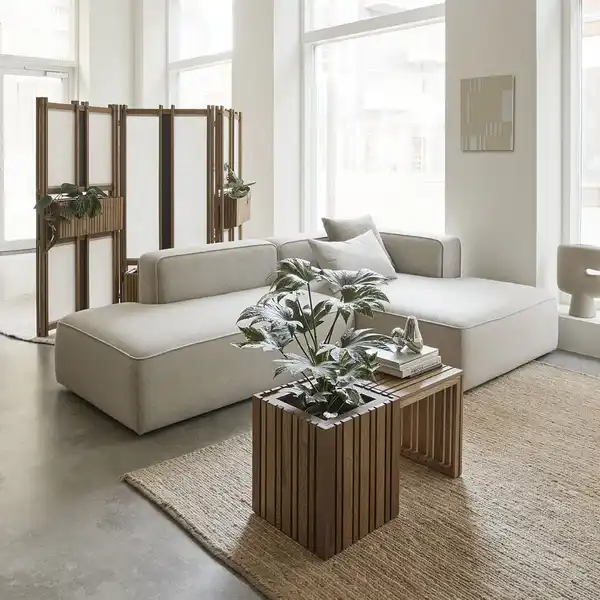 Planter with a table, SQUARELY GrowTABLE