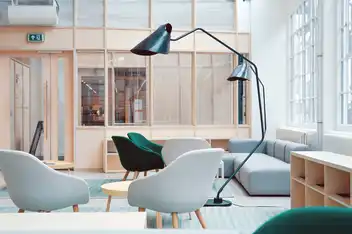 Kontor Design moodboard (digitalt oplæg) med indretningsforslag og estimeret budget