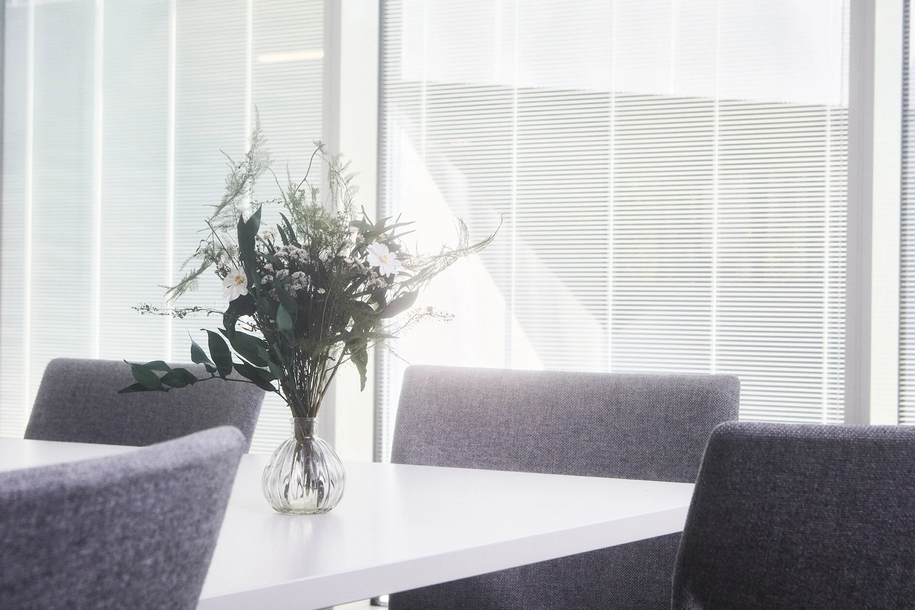Floral Affairs ApS - En fin størrelse til mødelokalet.