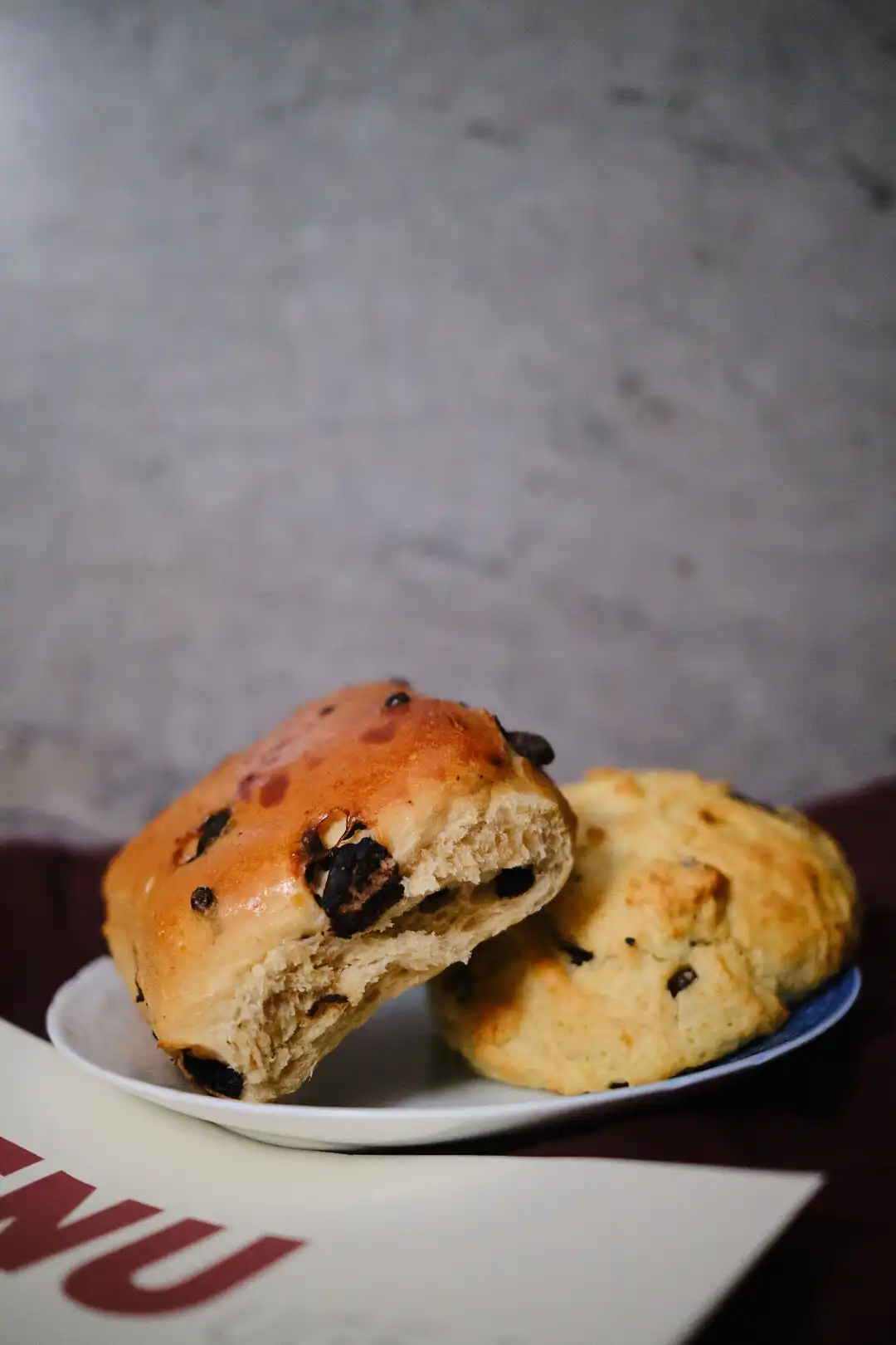 Prinsessens lækre bag - Scones og teboller fra eget bageri.