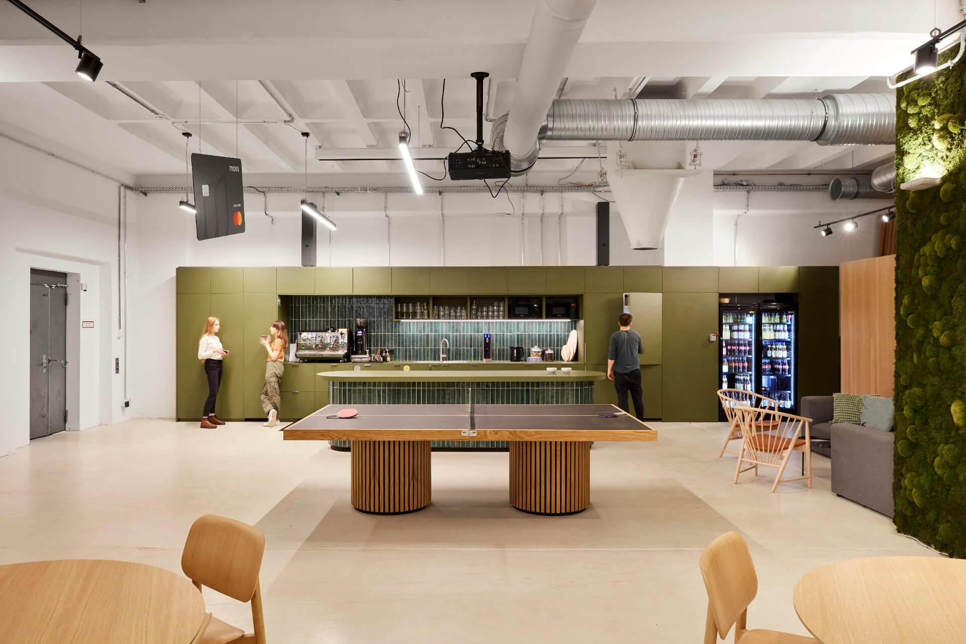STUDIO VALE - Flexible Bürogestaltung für das Moss HQ in einer alten Brotfabrik.