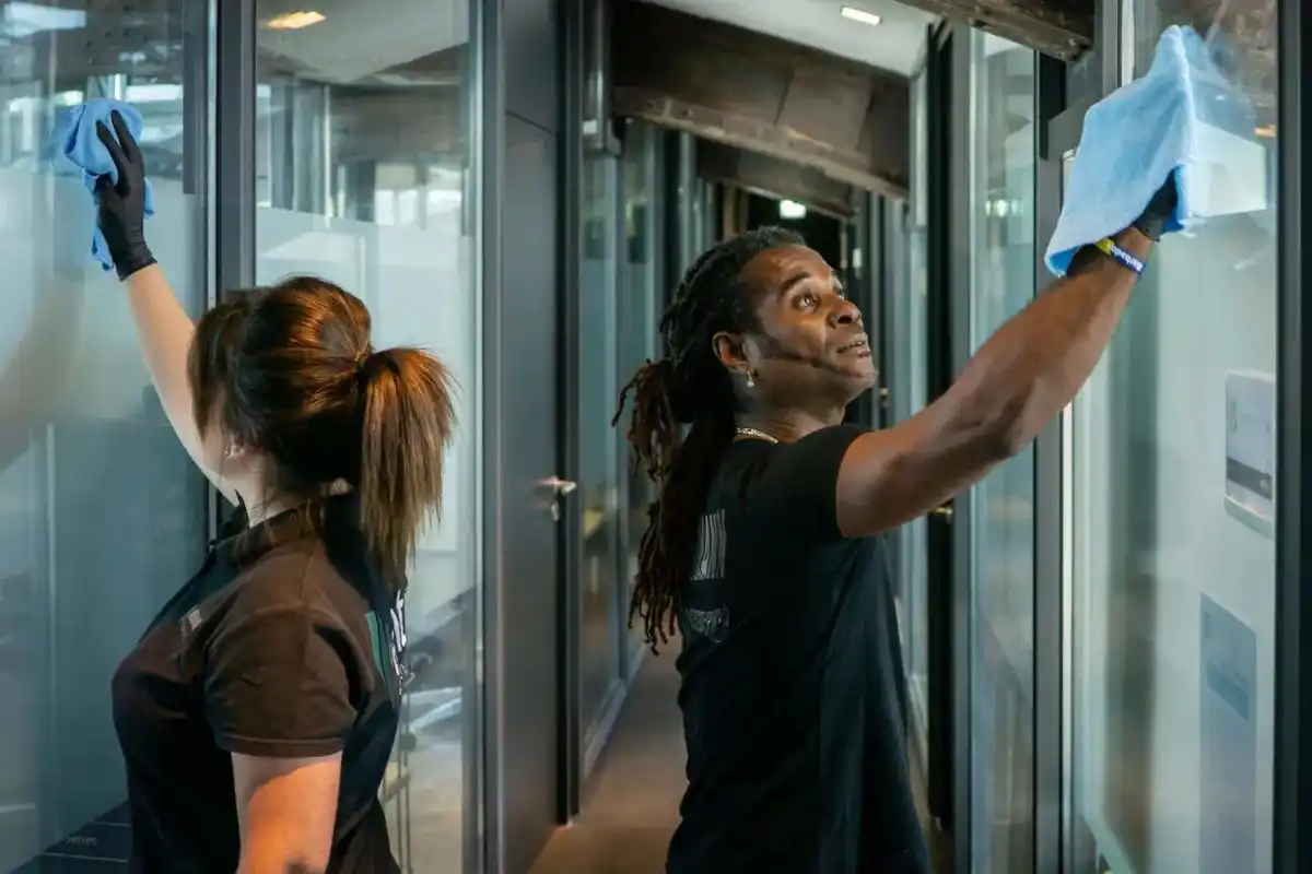 Dreimann Group GmbH - Büroreinigung