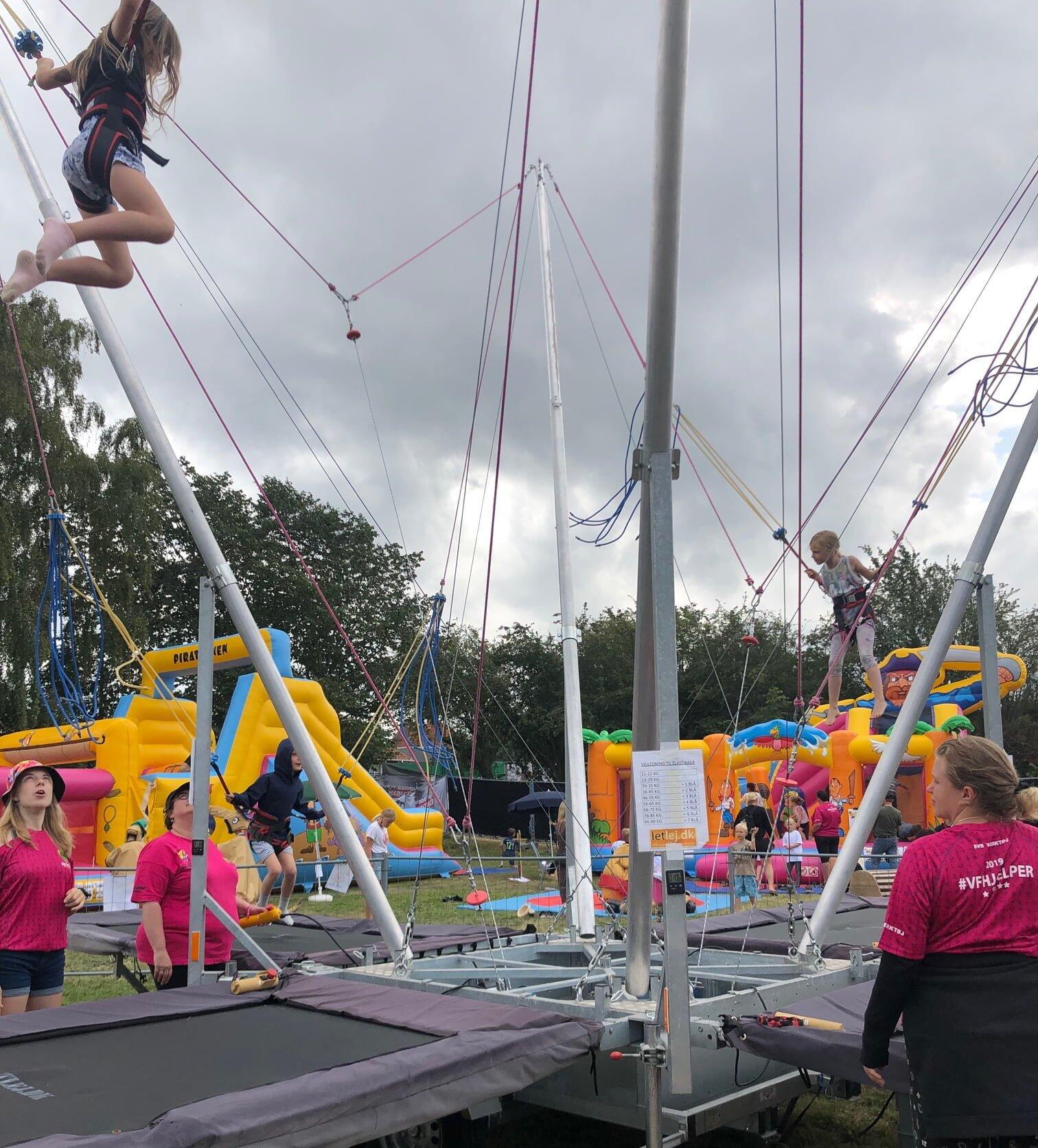Letlej - SUPERJUMPEREN – for vildt, for sjov, og højt