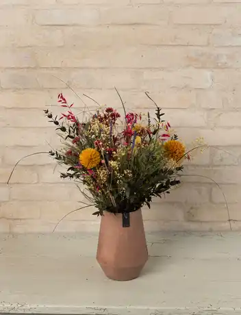 Living Flowers Buket (7474)