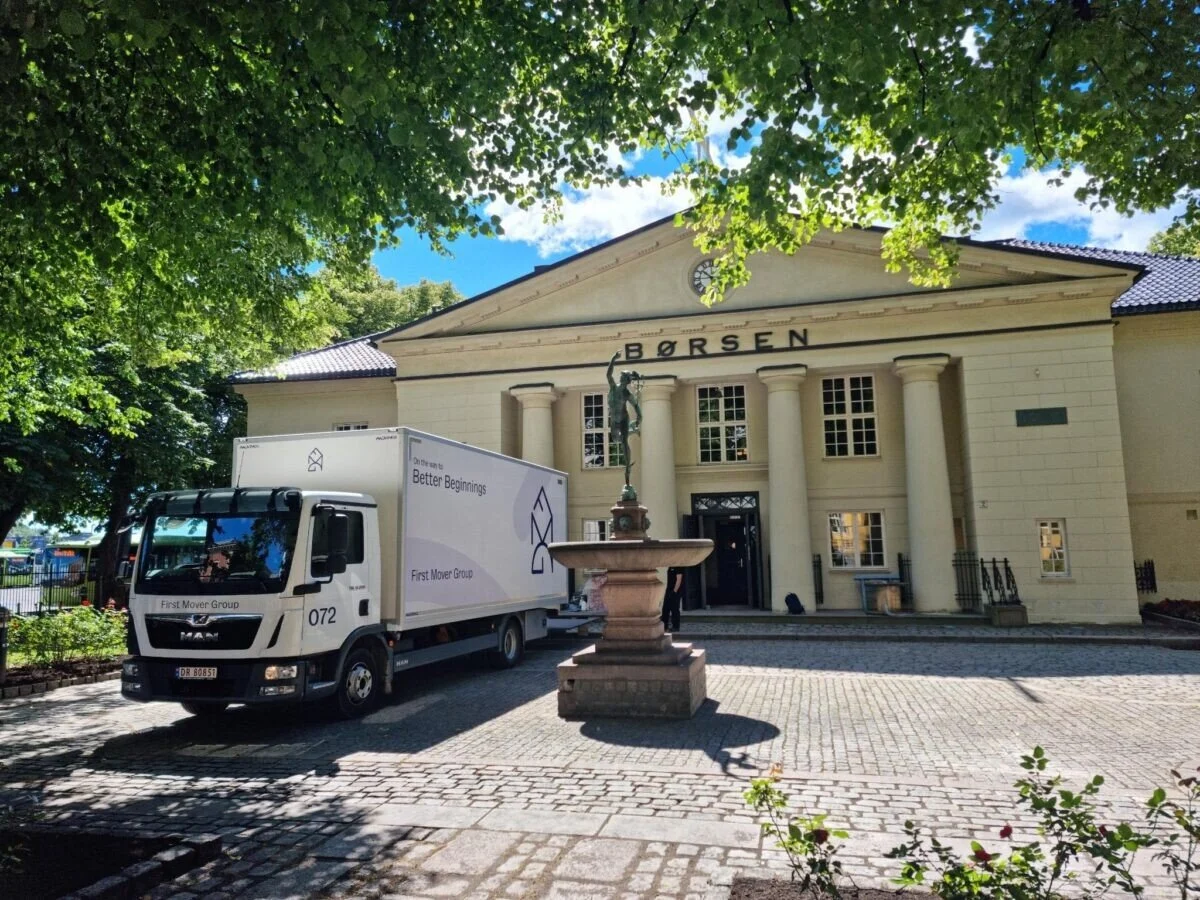 First Mover Group ApS - First Mover Group flyttebil klar til transport ved flytning.