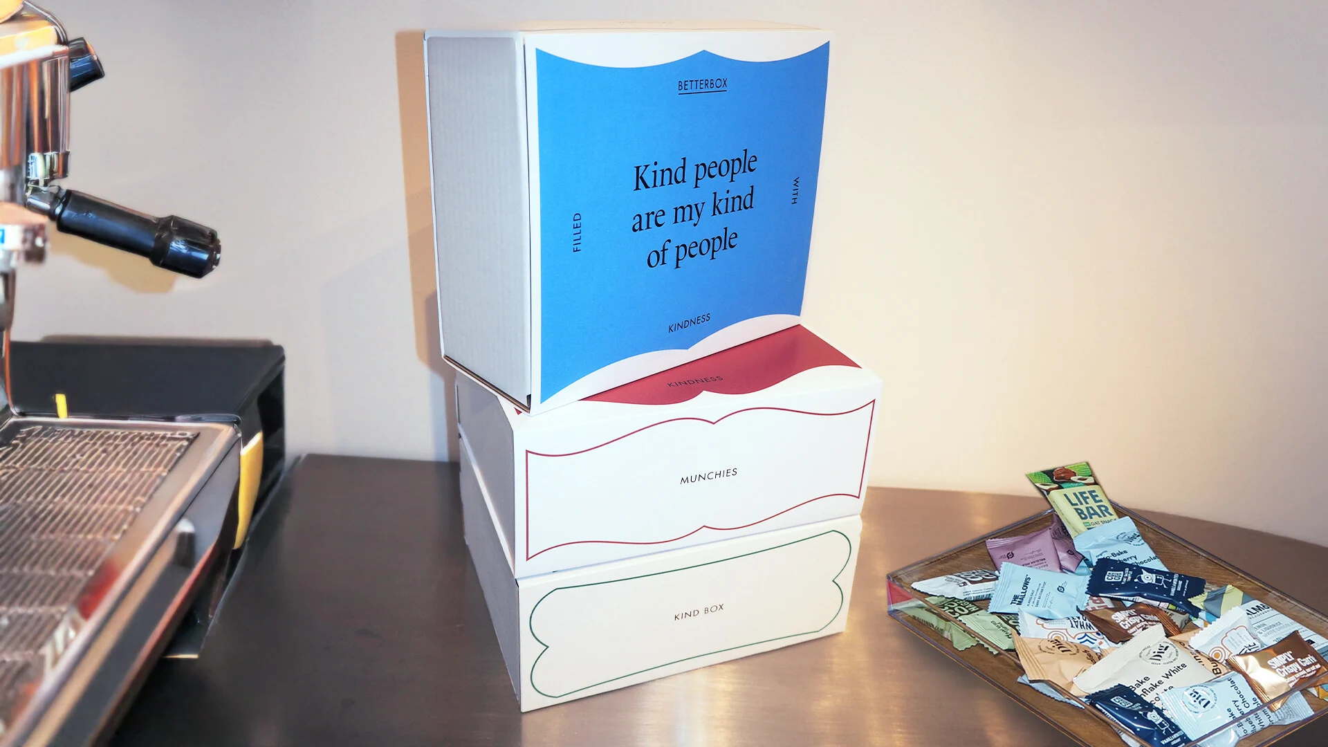 BETTERBOX - Boost energien med smagfulde og bæredygtige kontorsnacks. Prøv Office Box.