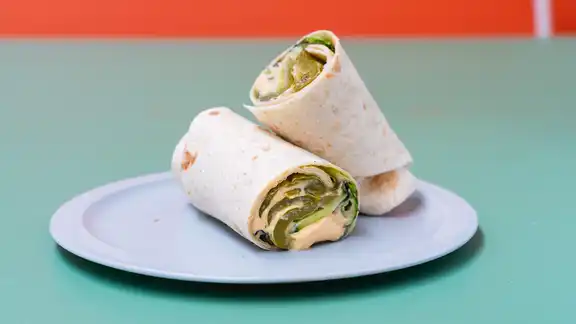 Wraps - Hummus og grillet peberfrugt