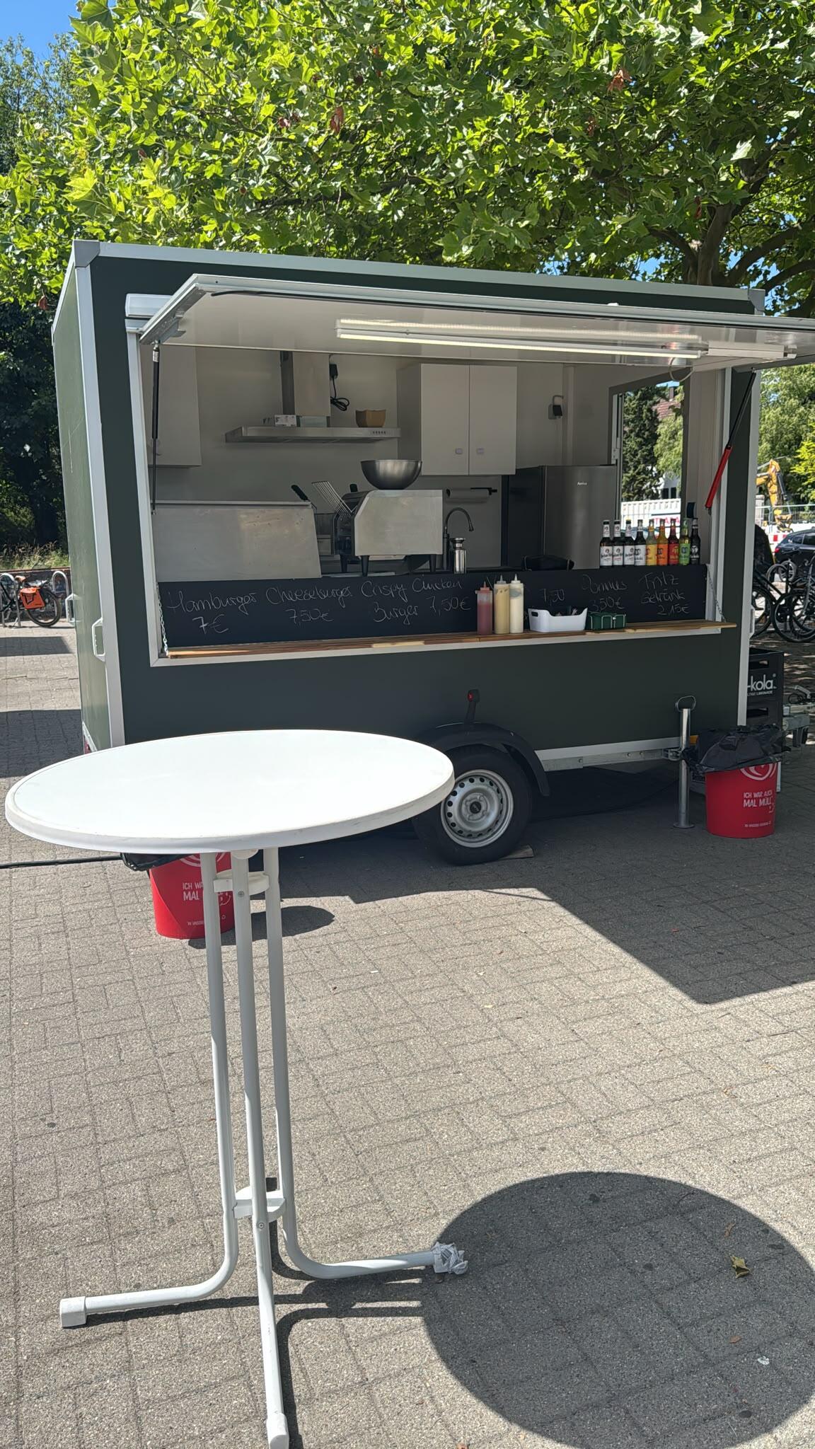Let Me Bowl - Unser Foodtruck bringt frisches Streetfood direkt zu deinem Event!