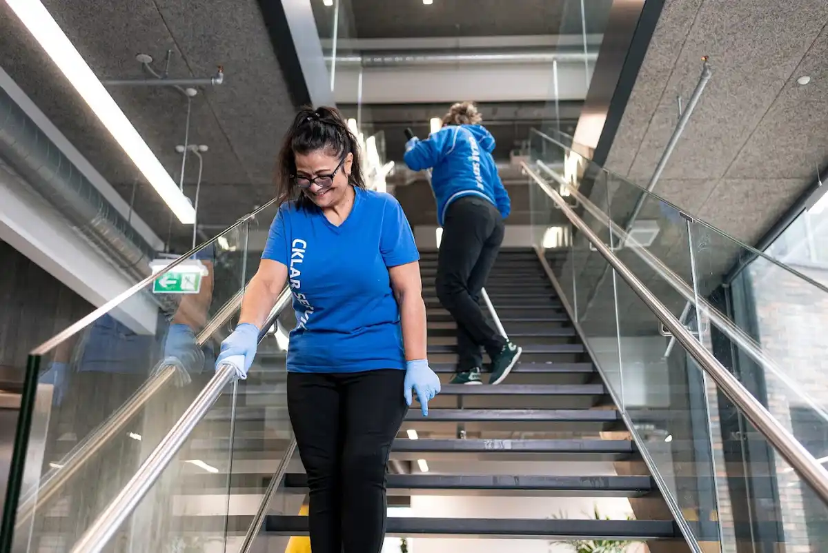 Cklar Service ApS - Rengøring af opgang