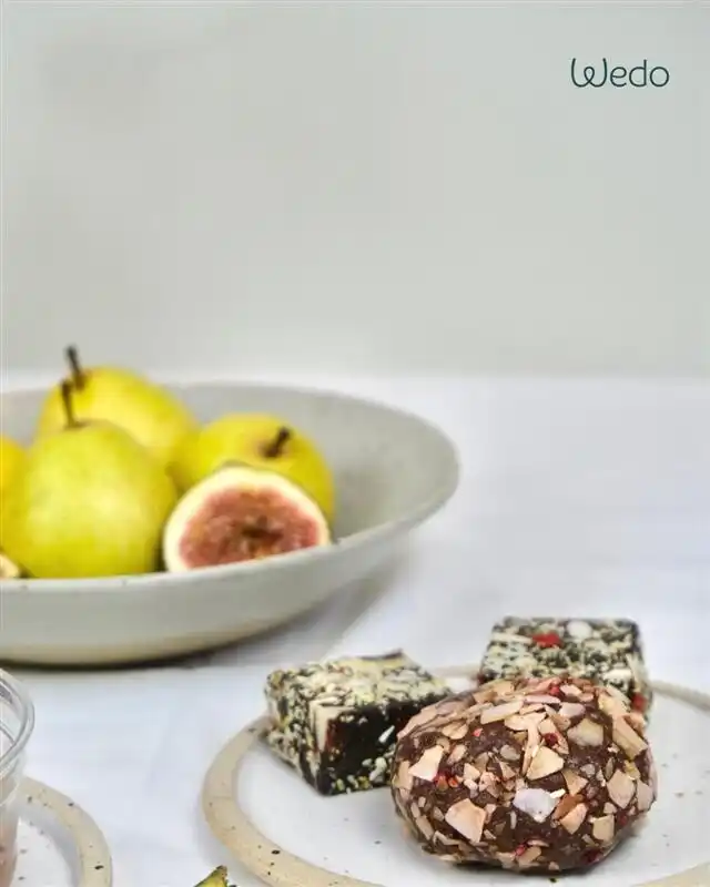 Wedogreens ApS - Til den søde tand: romkugler eller raw bites