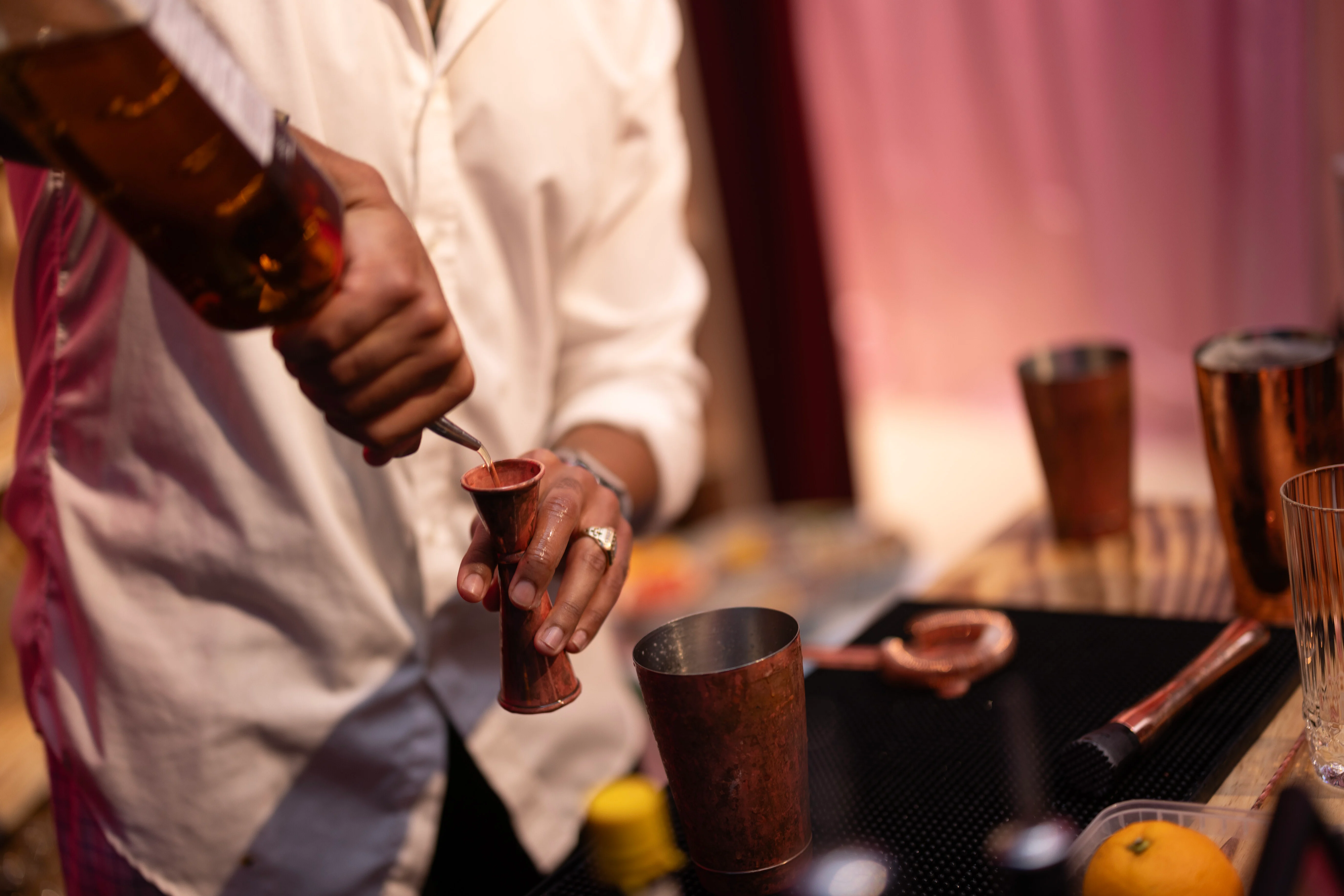 Adventurous Bar Catering - Mix af cocktails